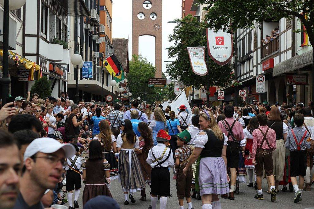 Oktoberfest: o Brasil inteiro vai beber cerveja durante esse mês Oktoberfest: o Brasil inteiro vai beber cerveja durante esse mês