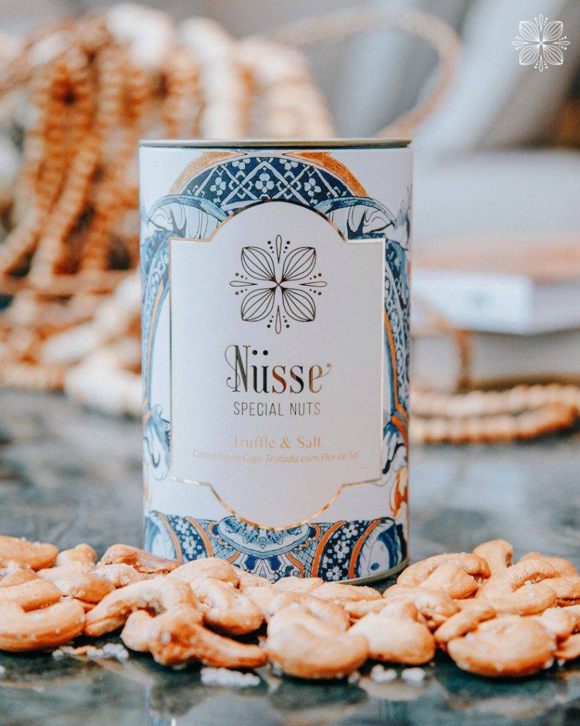 Na CasaCor Ceará, o que está chamando a atenção do público não é a decoração, mas sim, as castanhas da Nüsse! Na CasaCor Ceará, o que está chamando a atenção do público não é a decoração, mas sim, as castanhas da Nüsse!