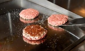 Mas não era vegano? Burger King é processado!
